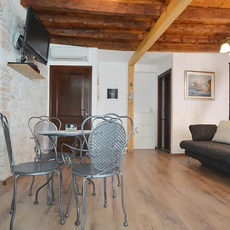 Romantic Apartman *